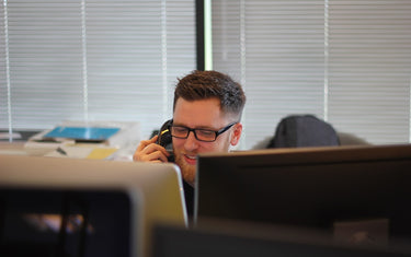 Establishing Trust with Customers in Ecommerce: A Guide to Building Strong Relationships