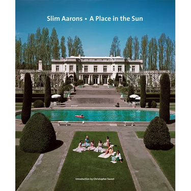 Slim Aarons: A Place in the Sun