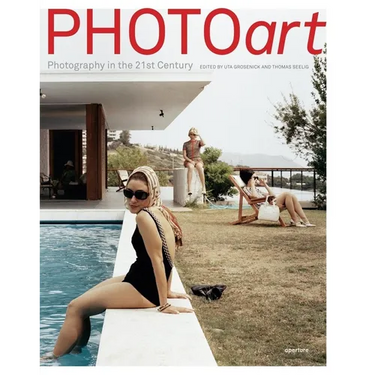 Photoart: Photography in the 21st Century