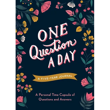 One Question a Day (Floral): A Five-Year Journal: A Personal Time Capsule of Questions and Answers