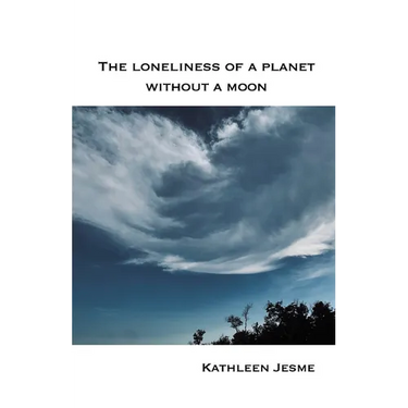 The loneliness of a planet without a moon