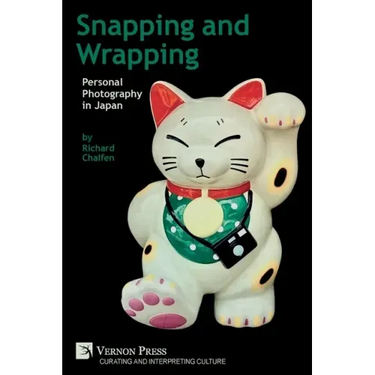 Snapping and Wrapping: Personal Photography in Japan