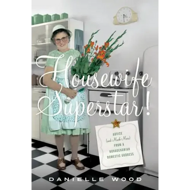 Housewife Superstar!