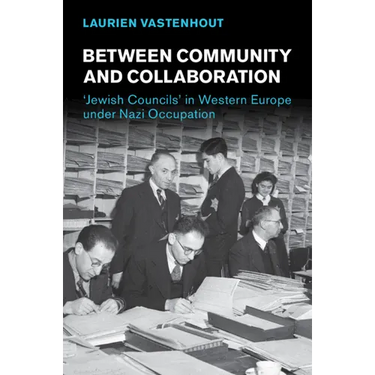 Between Community and Collaboration