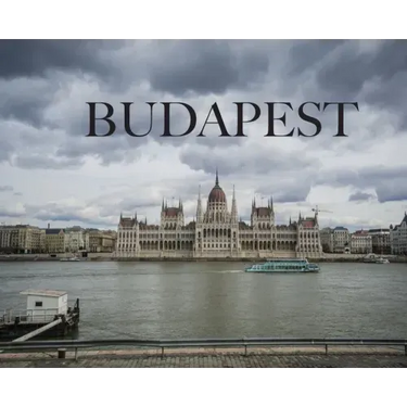Budapest: Travel Book on Budapest