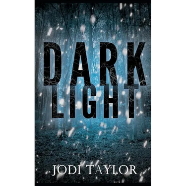 Dark Light: A Twisting and Captivating Supernatural Thriller (Elizabeth Cage, Book 2)
