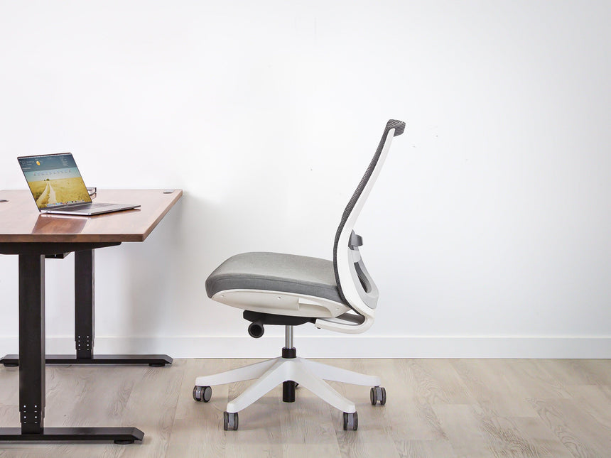 GrinChair - Ergonomic Armless Chair by EFFYDESK - Vysn