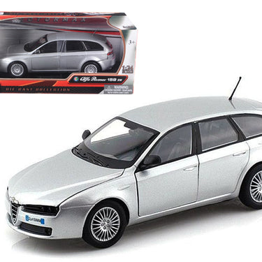 Alfa Romeo 159 SW Silver 1/24 Diecast Car Model by Motormax