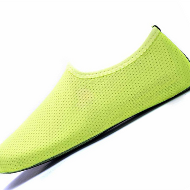 Summer Outdoor Water Sports Shoes for Men Women Kids Barefoot Beach Swim Surf Dive Quick-Dry Aqua Yoga Socks Slip on-Green-M