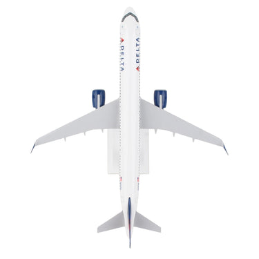 Airbus A321neo Commercial Aircraft "Delta Air Lines" (N501DA) White with Red and Blue Tail (Snap-Fit) 1/150 Plastic Model by Skymarks