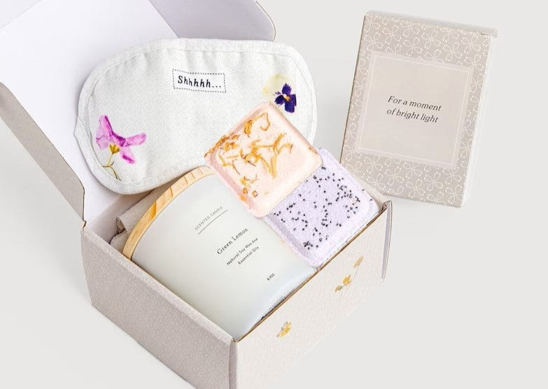 Candle Spa Gift Box,  Relaxing Package for Friend and family by Lizush
