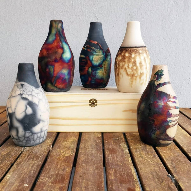 Natsu Ceramic Raku Pottery Vase with Gift Box by RAAQUU