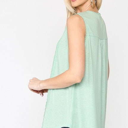 Sleeveless Lace Trim Tunic Top With Scoop Hem