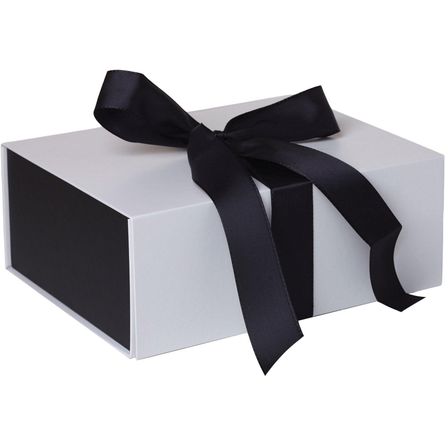 Jillson & Roberts Large Gift Box with Ribbon Tie, Sophisticate White Matte (12 Pcs) by Present Paper - Vysn