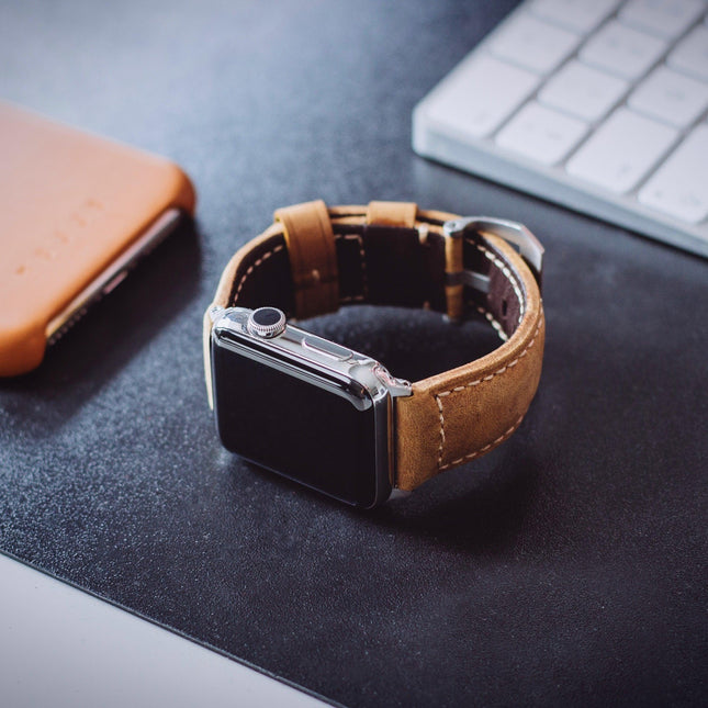 Leather Apple Watch Strap - Classic by Bullstrap - Vysn
