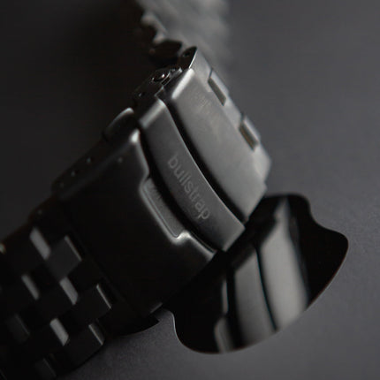 METAL Apple Watch Strap - Black Edition by Bullstrap - Vysn