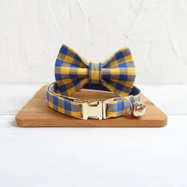 Velvet Pattern Cat Collar w/ Bowtie - Engrave Your Pet's ID by GROOMY - Vysn